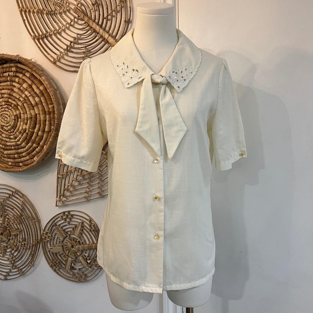 Vintage Rhapsody Cream Tie Neck Blouse Peter Pan Collar Lace Cottagecore M